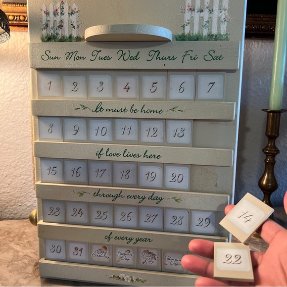 VTG Wooden Farmhouse Perpetual Calendar Floral Hand Crafted Birchfield complete - Picture 11 of 16